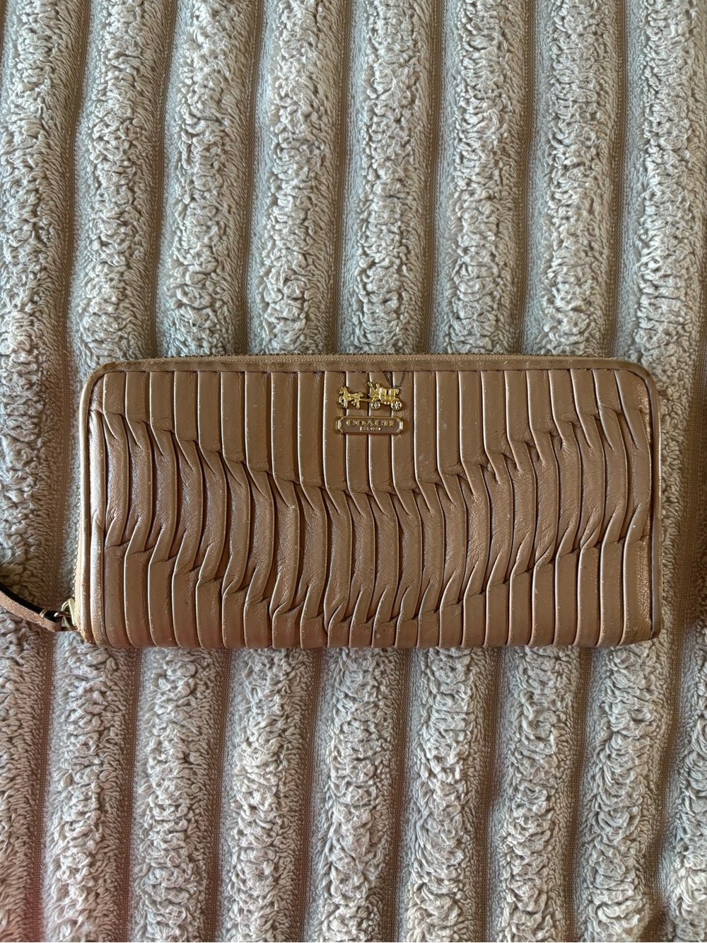 Coach Madison Gathered Leather Accordion Zip Wallet Bronze/Taupe - See Flaws